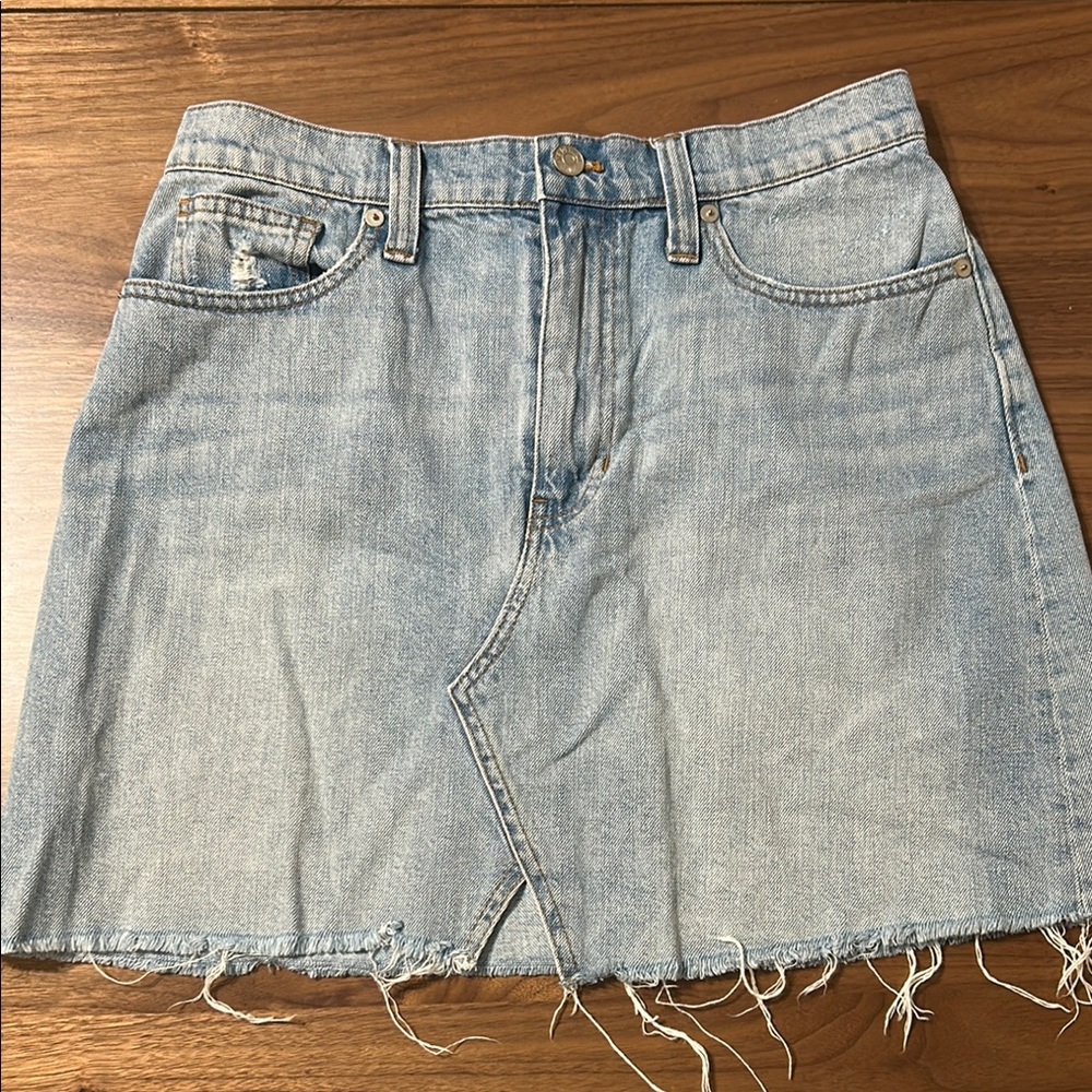 Madewell Denim Skirt Distressed Size 29